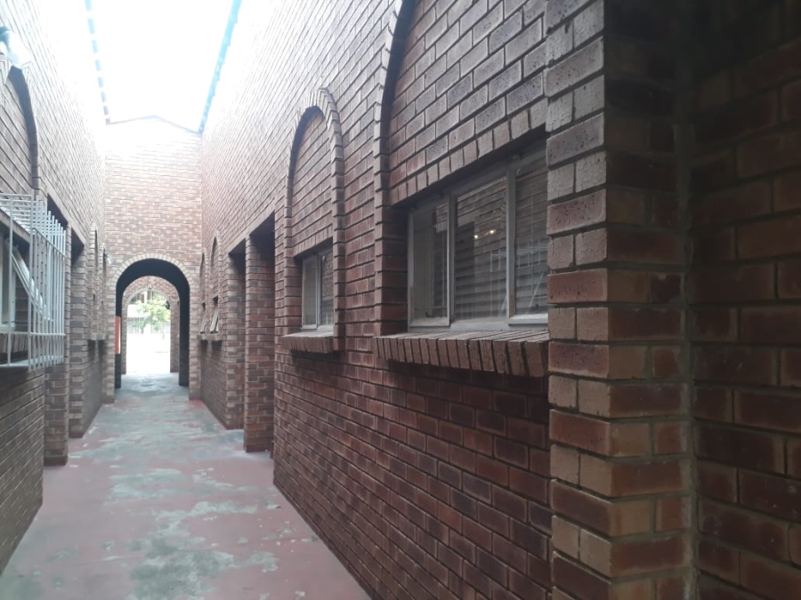 2 Bedroom Property for Sale in Rustenburg Central North West